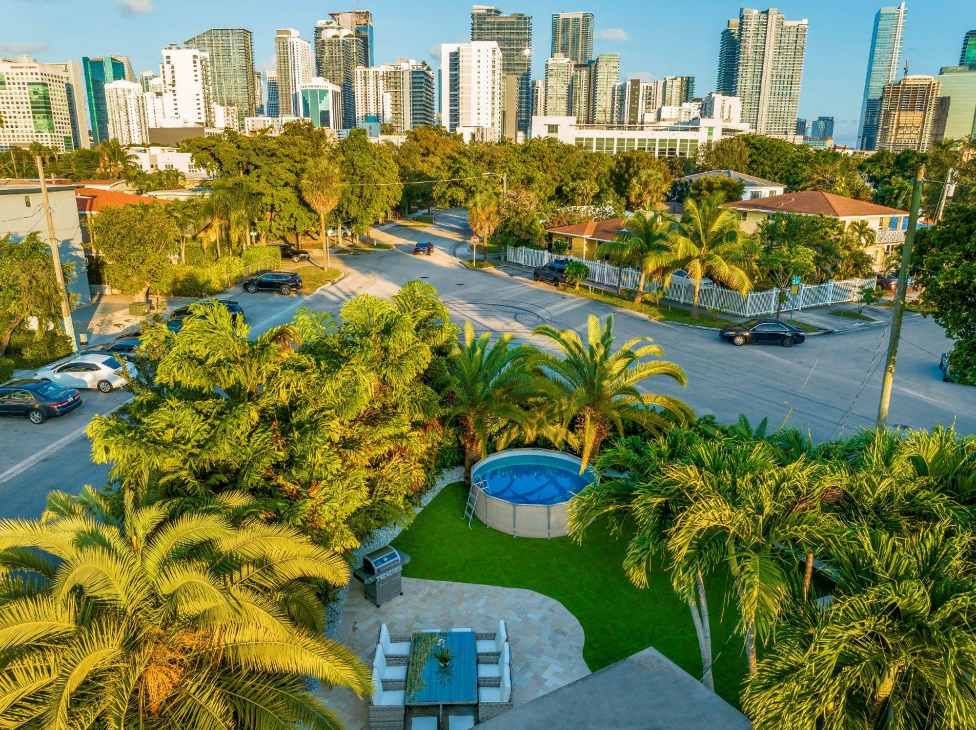 The Gatsby House At World-class Brickell